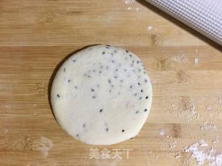 黑芝麻发面烧饼的做法步骤：12