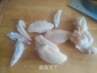香酥鸡翅的做法步骤：1
