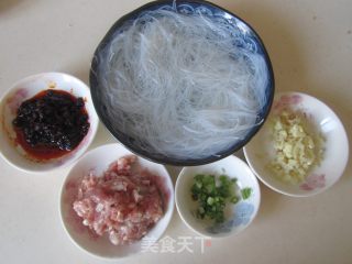 蚂蚁上树的做法步骤：1