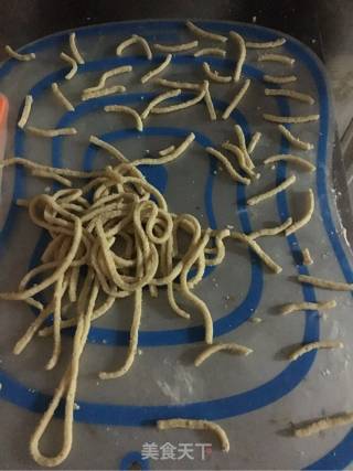 自制虾条的做法步骤：11