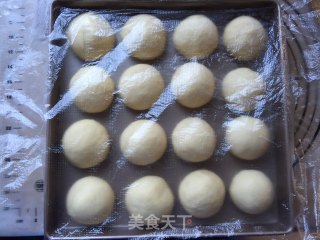 益力多肉松小餐包的做法步骤：9