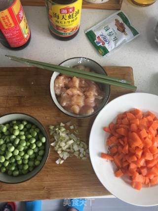 炒三丁的做法步骤：1