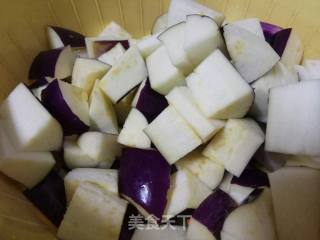 玉米茄子????土豆粒粒的做法步骤：2