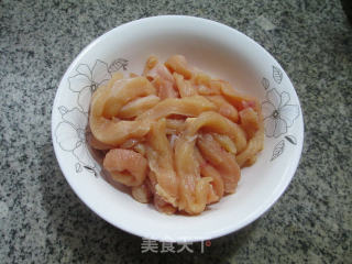 盐焗鸡柳的做法步骤：3