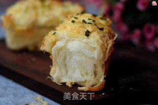 沙拉奶酪肉松面包的做法步骤：14
