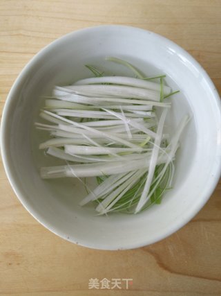 葱油豆腐的做法步骤：3