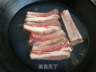 百里香烤猪排的做法步骤：1