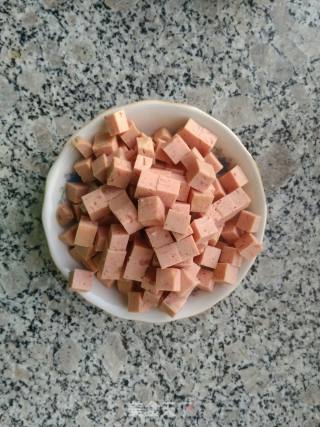 豌豆小炒的做法步骤：2