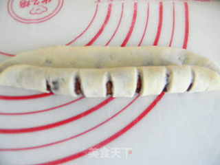 豆沙面包圈的做法步骤：8