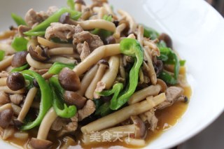 十分钟搞定的快手菜——肉丝蟹味菇的做法步骤：6