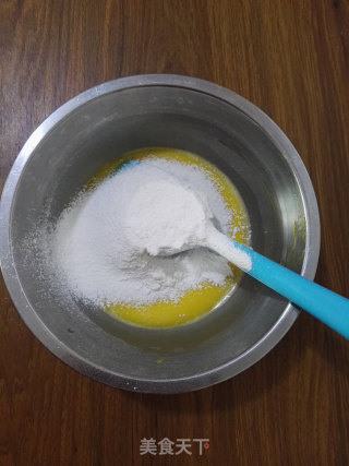 芒果核桃无油纸杯蛋糕的做法步骤：5