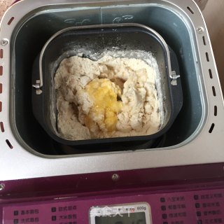 花朵豆沙面包的做法步骤：4