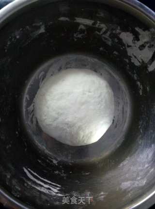 韭菜鸡蛋水饺的做法步骤：1