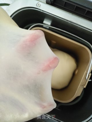 萝卜干面包卷的做法步骤：1