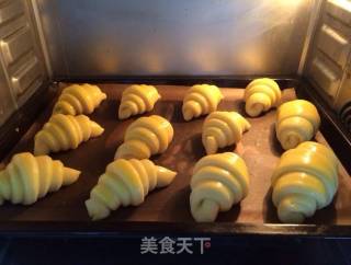 牛角包的做法步骤：13