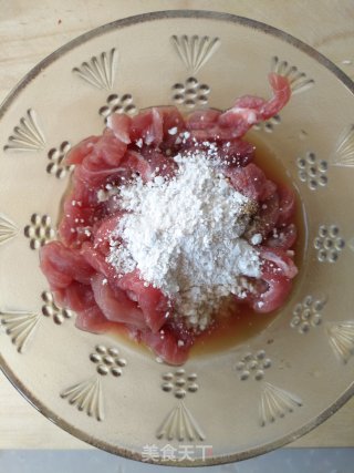 茭白肉丝的做法步骤：3