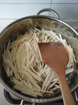 茭白肉丝的做法步骤：6