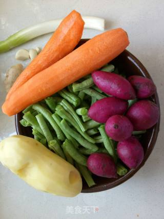 紫薯豆角焖面的做法步骤：2