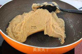 芝麻酥饼的做法步骤：4