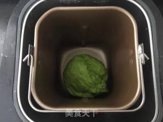 抹茶欧包的做法步骤：1