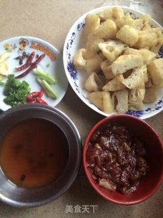 香辣油豆腐的做法步骤：1