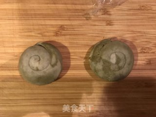 抹茶蛋黄酥的做法步骤：11