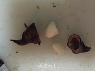 夏季青火小炒：菱角鱼片的做法步骤：2