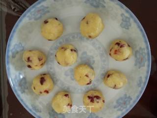 蛋黄酥的做法步骤：9