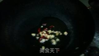 青椒炒墨鱼丝的做法步骤：4