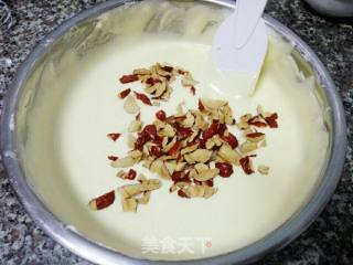 红枣戚风的做法步骤：13