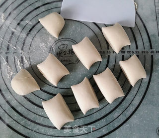 豆腐锅巴韭菜盒子的做法步骤：15