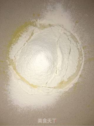 白豆沙裱花蛋糕的做法步骤：4