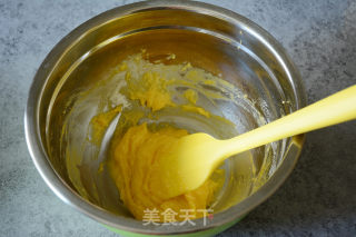 玫瑰花巧克力奶油小蛋糕的做法步骤：5