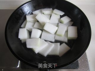 皮蛋冬瓜汤的做法步骤：2