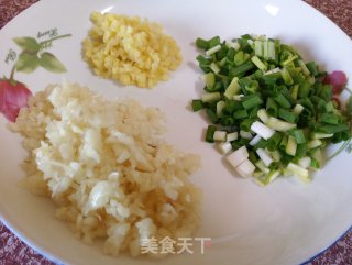 蒜香排骨的做法步骤：2