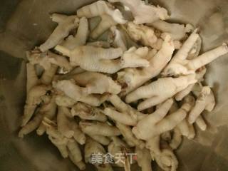 酸辣鸡爪的做法步骤：2