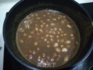 在家自制下酒零食五香花生米的做法步骤：3