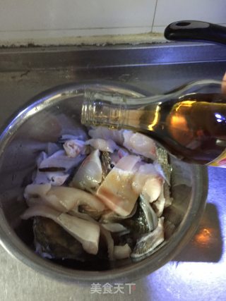 美味火锅鱼的做法步骤：2