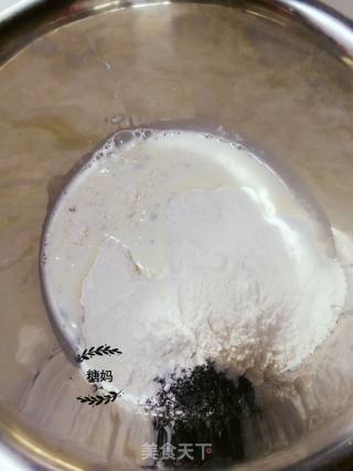 黑芝麻松饼的做法步骤：1
