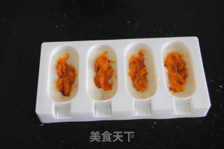 香蕉酸奶芒果夹心雪糕的做法步骤：8