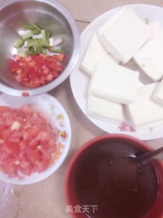 糖醋脆皮豆腐的做法步骤：1