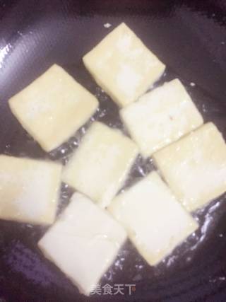 糖醋脆皮豆腐的做法步骤：2