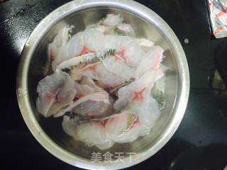 酸菜鱼的做法步骤：4