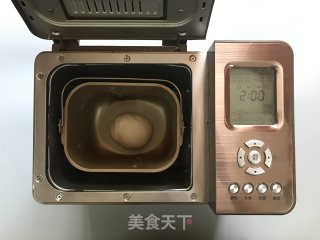 肉桂苹果甜披萨的做法步骤：2
