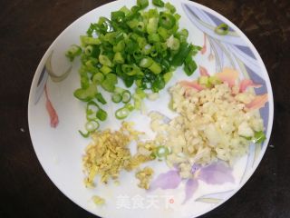 鱼香肉丝的做法步骤：7
