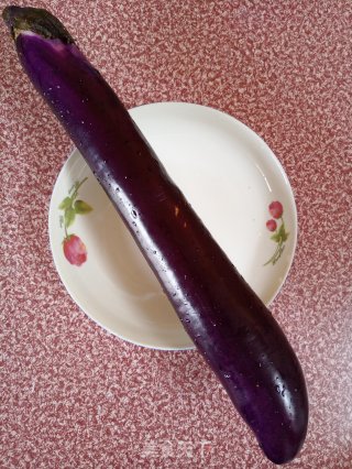 肉末茄子的做法步骤：1