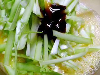 韭菜黄煎鸡蛋的做法步骤：3