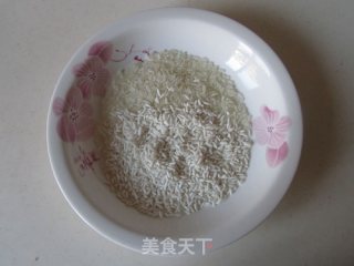 生滚红福鱼片养生粥的做法步骤：1