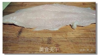 酥脆鱼条的做法步骤：1