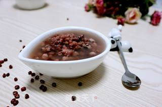 红豆薏仁芡实汤的做法步骤：4